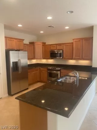 Photo #6: 2182524 Listing 