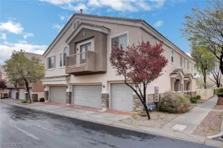 Photo #1: 2182528 Listing