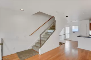 Photo #4: 2182547 Listing 