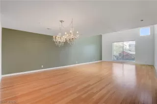 Photo #6: 2182547 Listing 