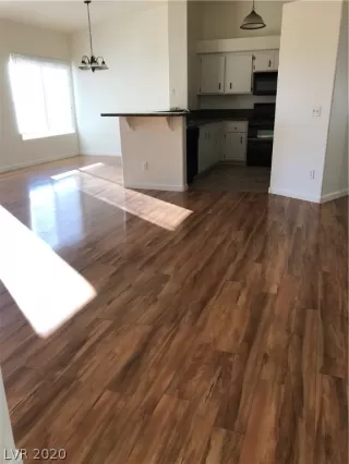 Photo #6: 2182570 Listing 