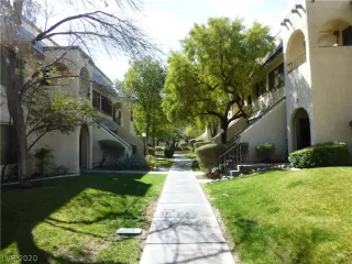 Photo #1: 2182614 Listing 