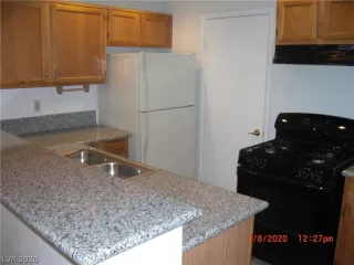 Photo #3: 2182620 Listing 