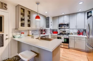 Photo #4: 2182648 Listing 