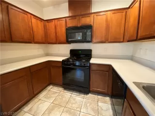 Photo #6: 2182671 Listing