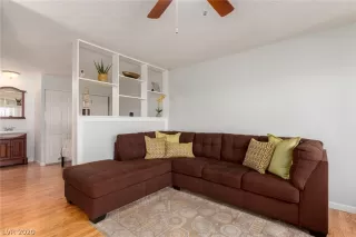 Photo #2: 2182748 Listing 