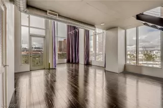 Photo #6: 2182835 Listing 