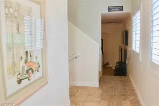 Photo #2: 2182853 Listing