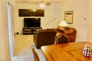 Photo #6: 2182853 Listing