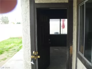 Photo #4: 2182865 Listing 