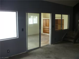 Photo #5: 2182865 Listing 