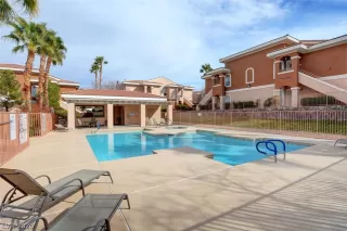 Photo #1: 2182872 Listing 