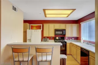 Photo #6: 2182872 Listing 