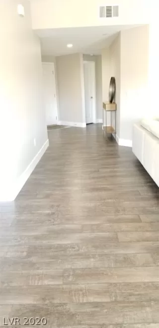 Photo #1: 2182941 Listing 