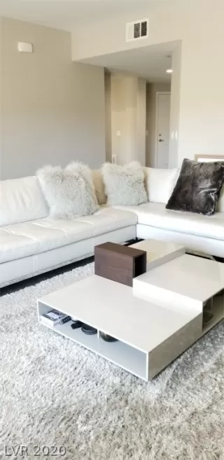 Photo #3: 2182941 Listing 