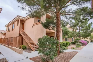 Photo #1: 2182981 Listing 