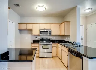 Photo #1: 2183027 Listing