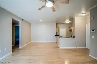 Photo #5: 2183027 Listing