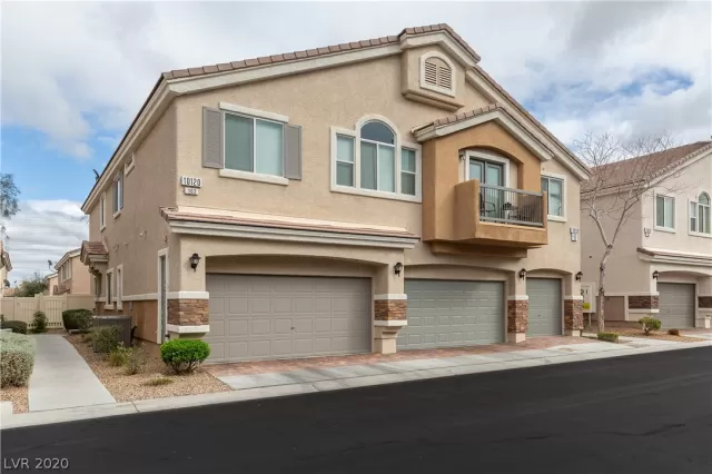 MLS: 2183040 Condo For Sale