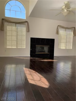 Photo #4: 2183048 Listing 