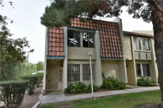 Photo #1: 2183110 Listing