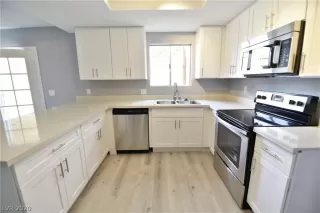 Photo #2: 2183110 Listing