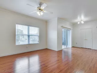 Photo #4: 2183157 Listing