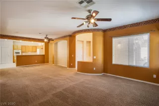 Photo #4: 2183161 Listing 