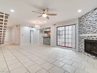 Photo #4: 2183168 Listing 