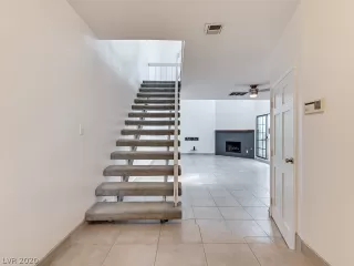 Photo #1: 2183173 Listing 