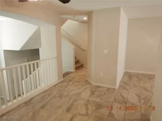 Photo #5: 2183240 Listing 