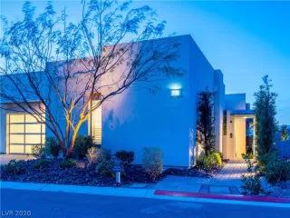 Photo #1: 2183263 Listing