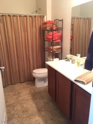 Photo #3: 2183280 Listing