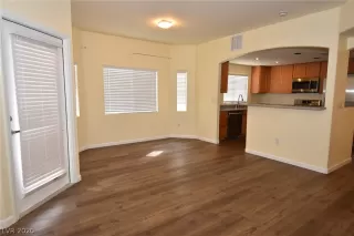 Photo #2: 2183300 Listing