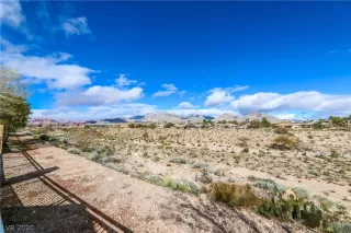 Photo #3: 2183545 Listing