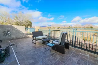 Photo #4: 2183545 Listing