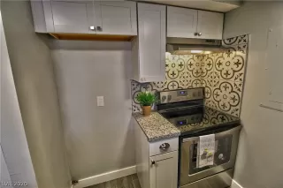 Photo #4: 2183570 Listing 