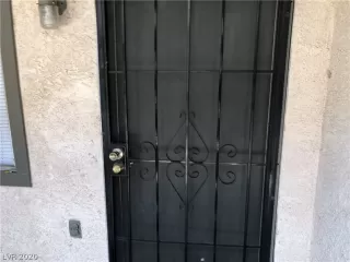 Photo #4: 2183635 Listing 