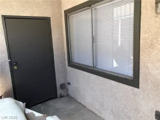 Photo #5: 2183635 Listing 