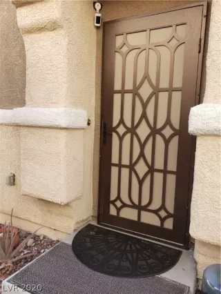 Photo #1: 2183658 Listing