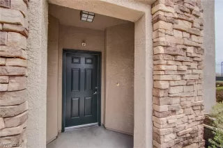 Photo #1: 2183704 Listing 