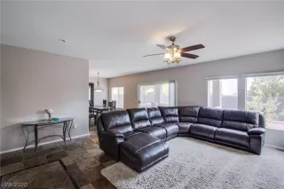 Photo #2: 2183704 Listing 