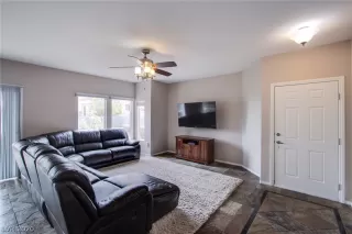 Photo #3: 2183704 Listing 