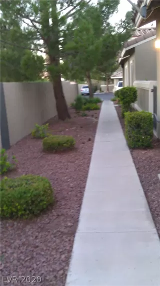 Photo #1: 2183716 Listing 