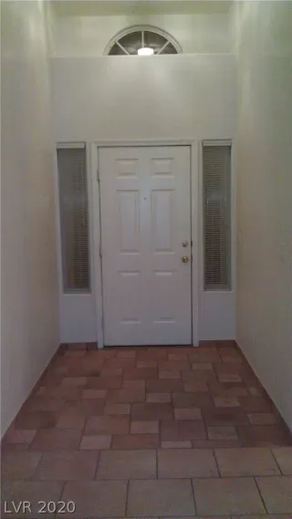 Photo #3: 2183716 Listing 