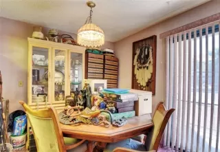 Photo #2: 2183804 Listing