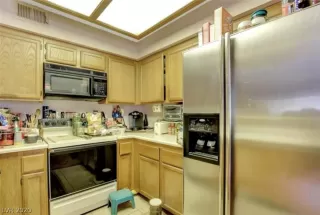 Photo #4: 2183804 Listing