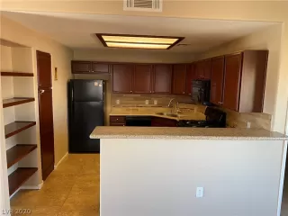 Photo #4: 2183825 Listing