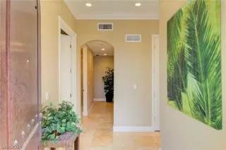 Photo #1: 2184007 Listing