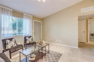 Photo #5: 2184193 Listing 